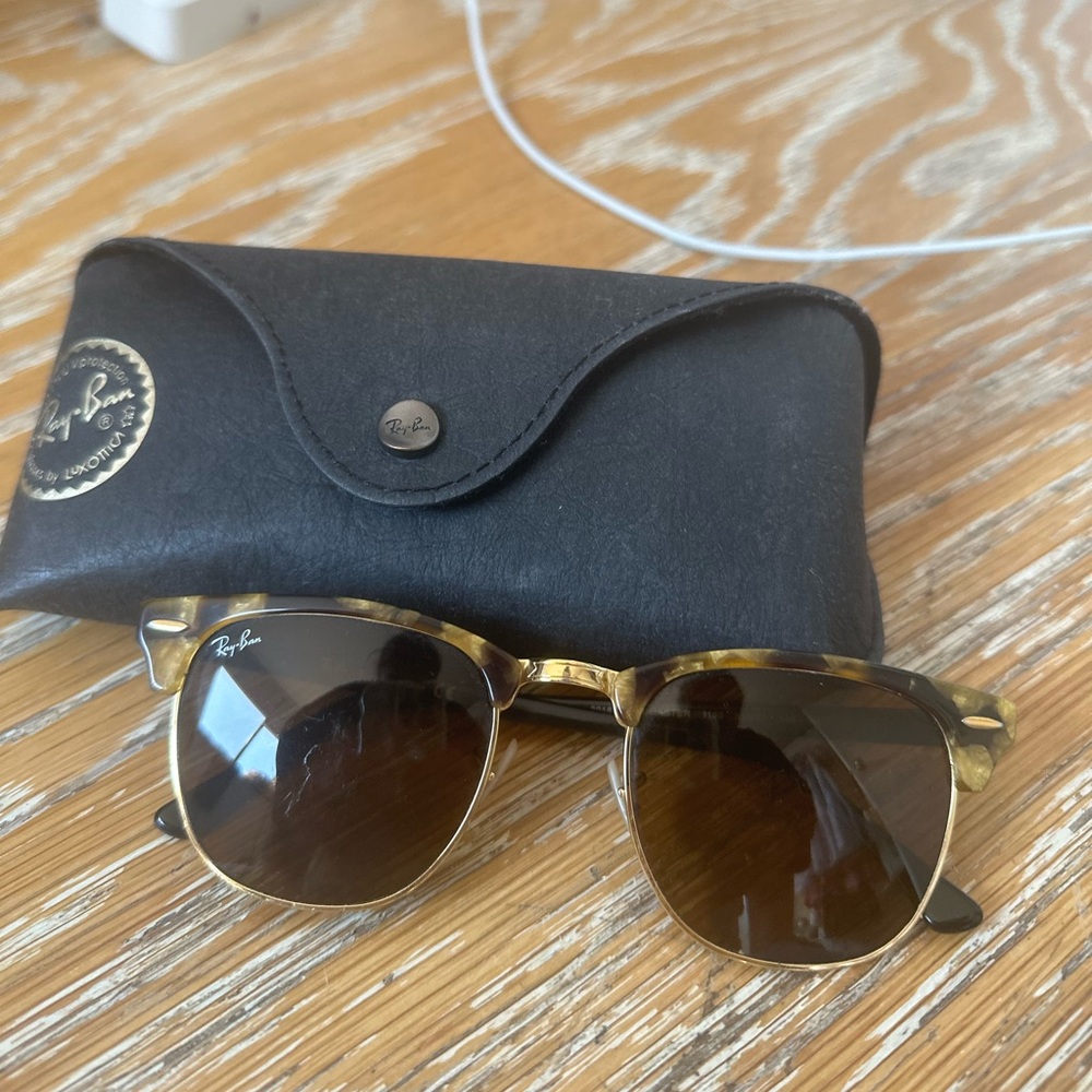 RayBan Clubmaster Tortoise with Brown Lens